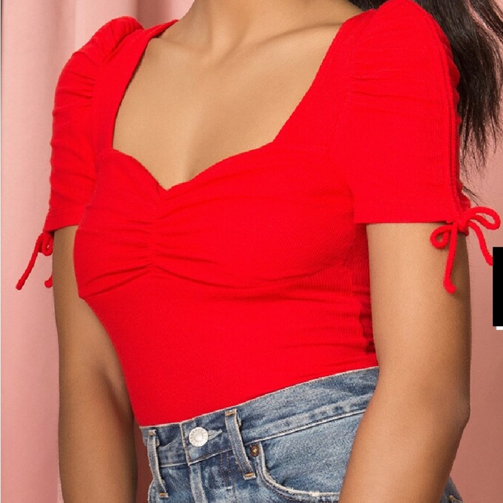 Superdown Red Ruched Crop Top - Picture 5 of 5